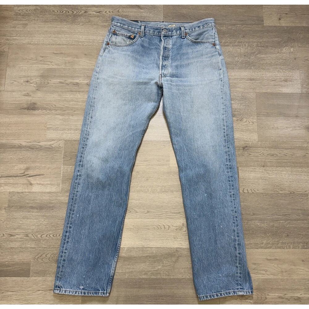 Vintage Levi’s 501 Jeans 36x34 Light Wash Blue Denim Button Fly Y2K USA 35x34